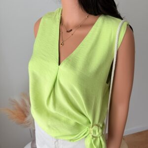 limonkowa-bluzka-oversize-z-dekoltem-v-primark