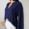 Igranatowa-bluzka-oversize-wiskoza-jigsaw