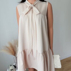 bezowa-sukienka-oversize-z-kokarda-milena-platek