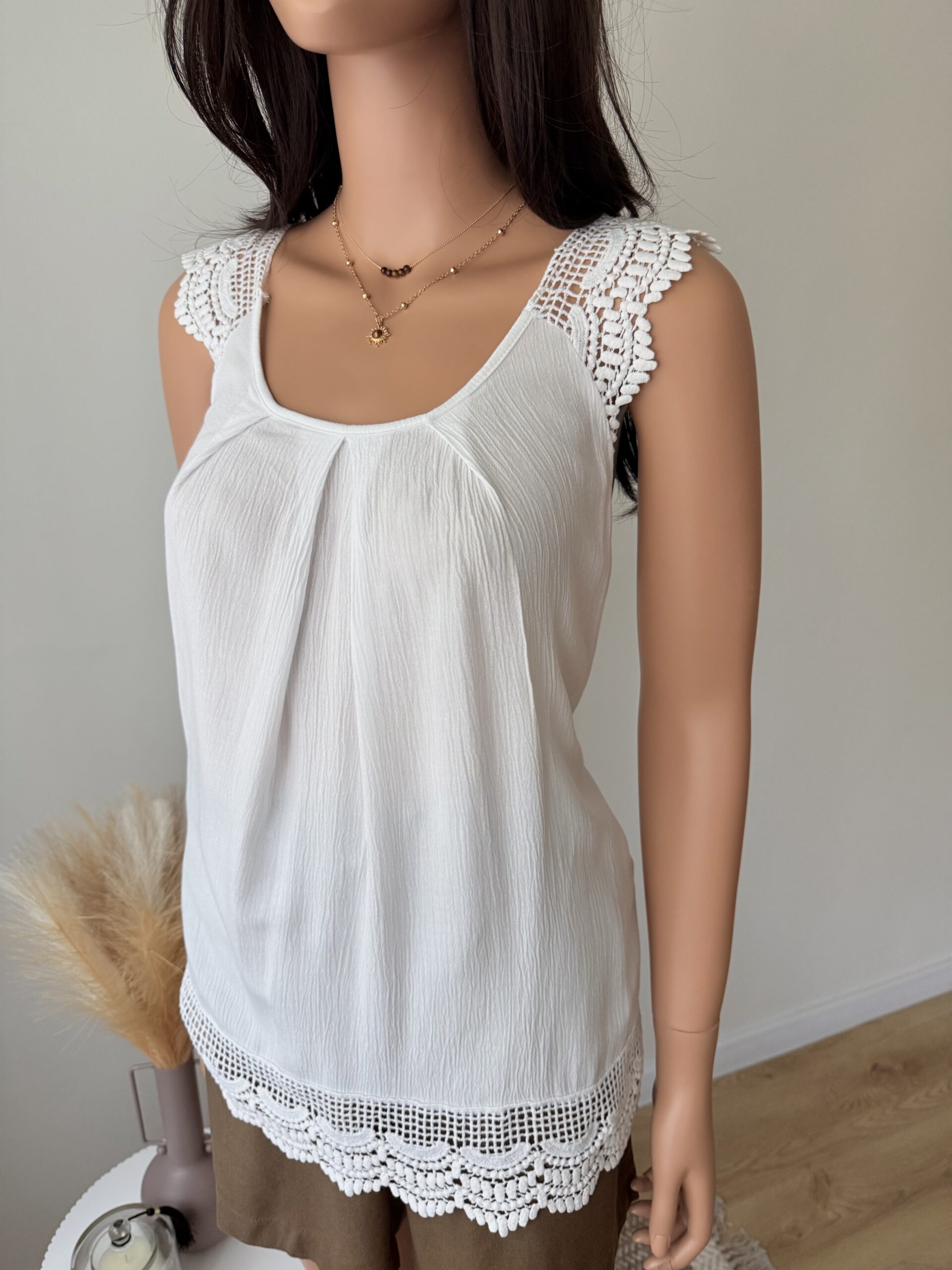 bluzka-biala-bawelniana-z-koronkowym-wykonczeniem-boho-fancy bluzka-biala-bawelniana-z-koronkowym-wykonczeniem-boho-fancy